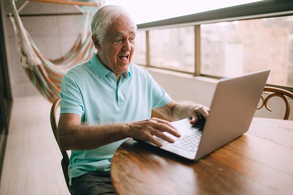 Bien-être et Vision : Les Enjeux Spécifiques des Femmes Séniors